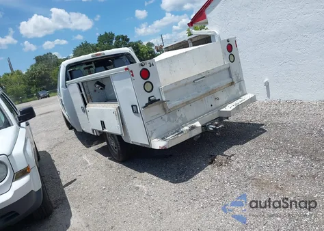 2015 Ford F-250 Xl z USA, uszkodzony, nr VIN 1FD7W2A63FEB15050